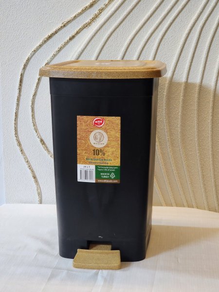 سطل نفايات دعسة بلاستيك تركي 25لتر