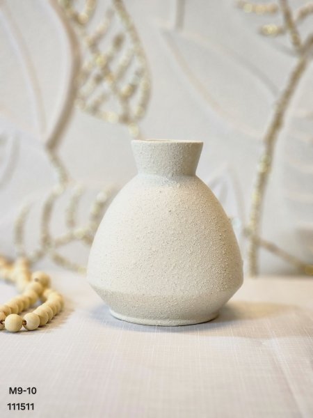 مزهرية جبصين ابيض مجورة