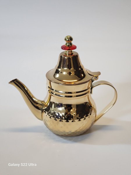 ابريق شاي ستيل لون ذهبي.