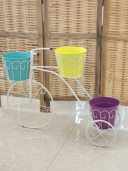 بسكليت حديد ملون للديكور والتنسيق