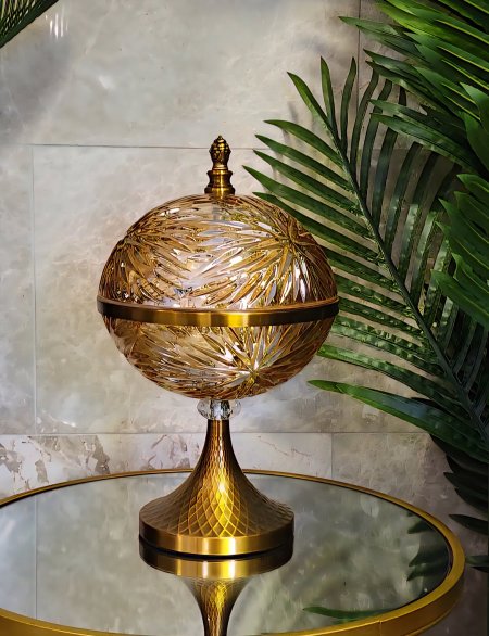 مضيفة زجاج دملاج عسلي مع رجل