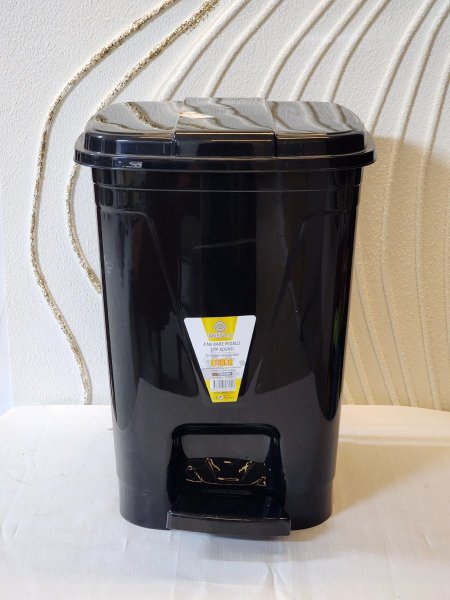 سطل دعسة بلاستيك تركي 30لتر